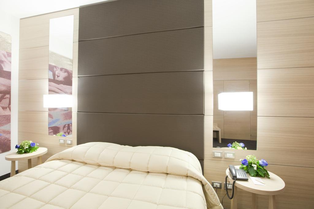 Centrum Palace Hotel & Resorts Campobasso Ruang foto