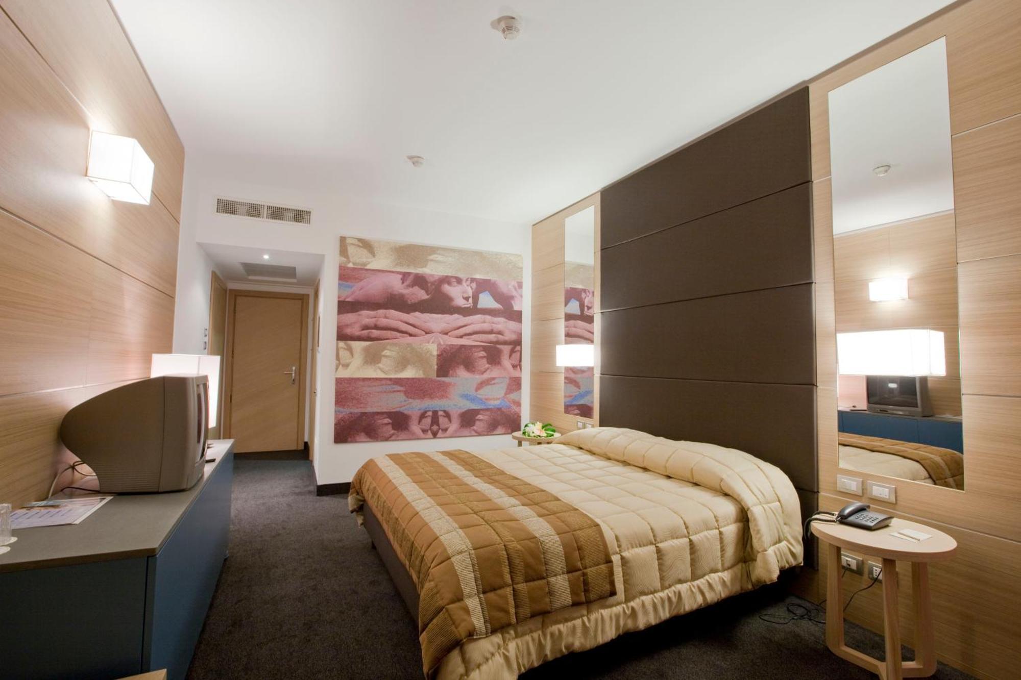 Centrum Palace Hotel & Resorts Campobasso Bagian luar foto