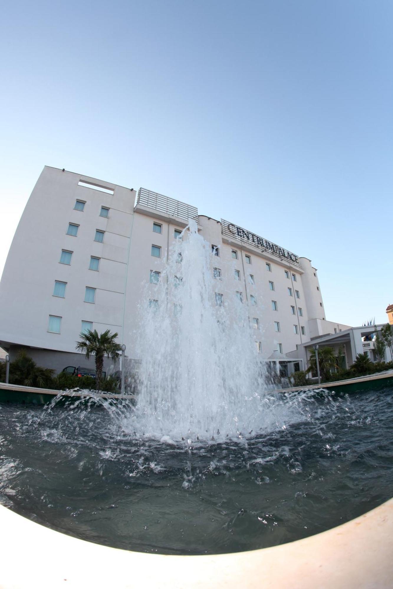 Centrum Palace Hotel & Resorts Campobasso Bagian luar foto