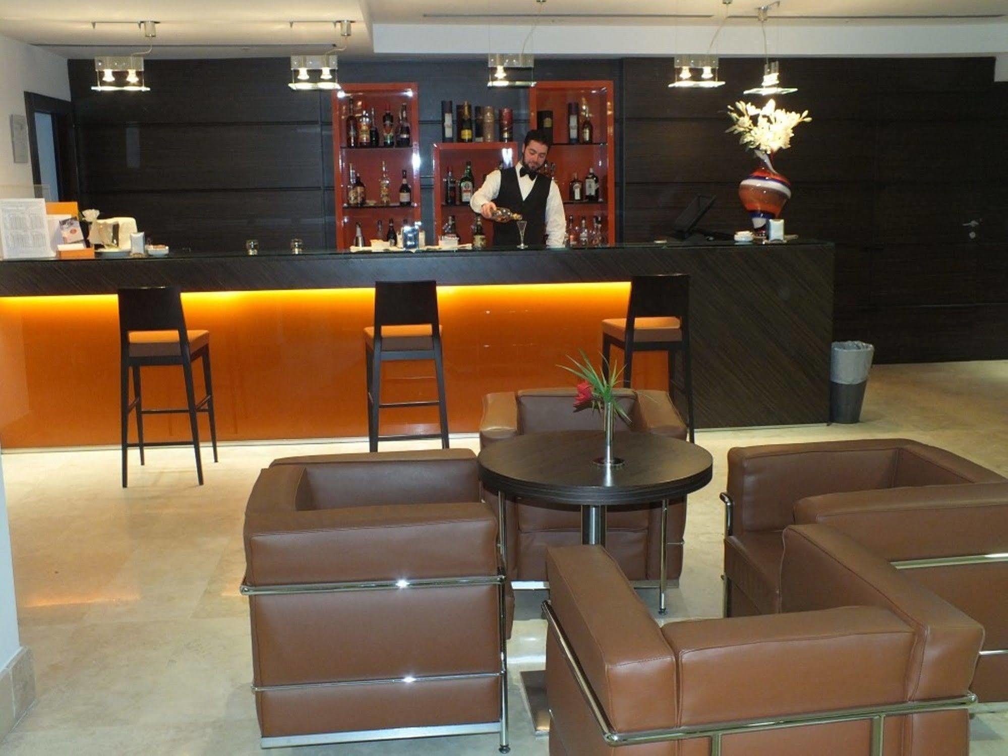Centrum Palace Hotel & Resorts Campobasso Bagian luar foto