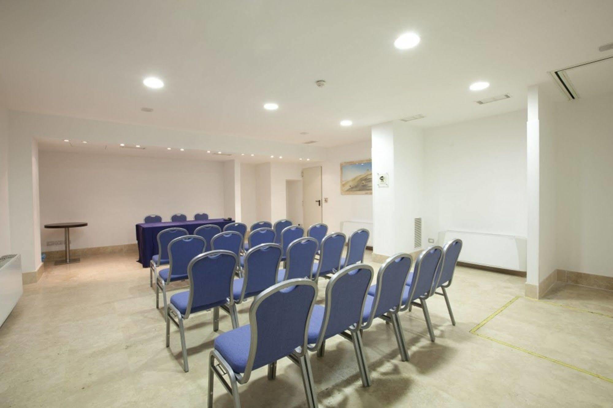 Centrum Palace Hotel & Resorts Campobasso Bagian luar foto